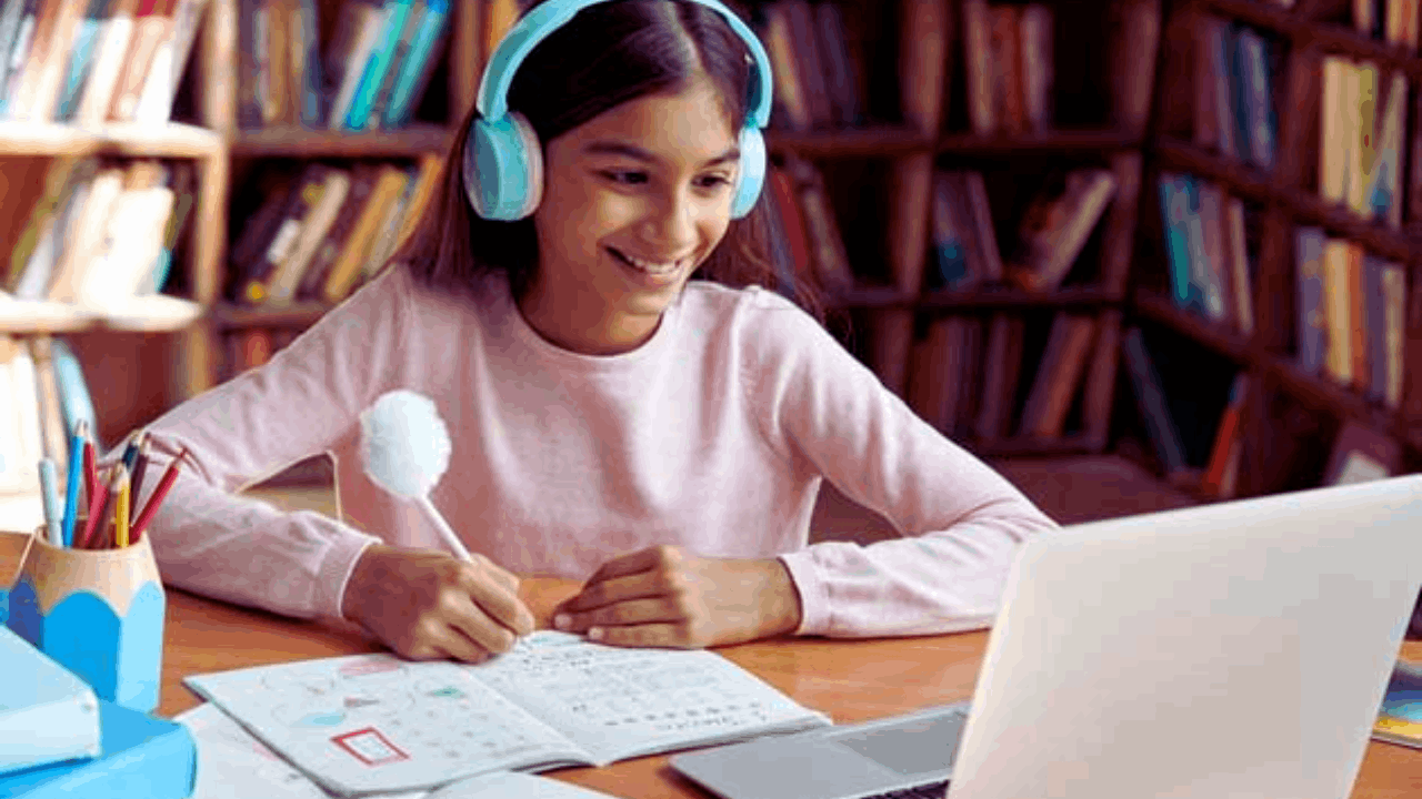 How to Skyrocket Your Earnings with Online Tutoring